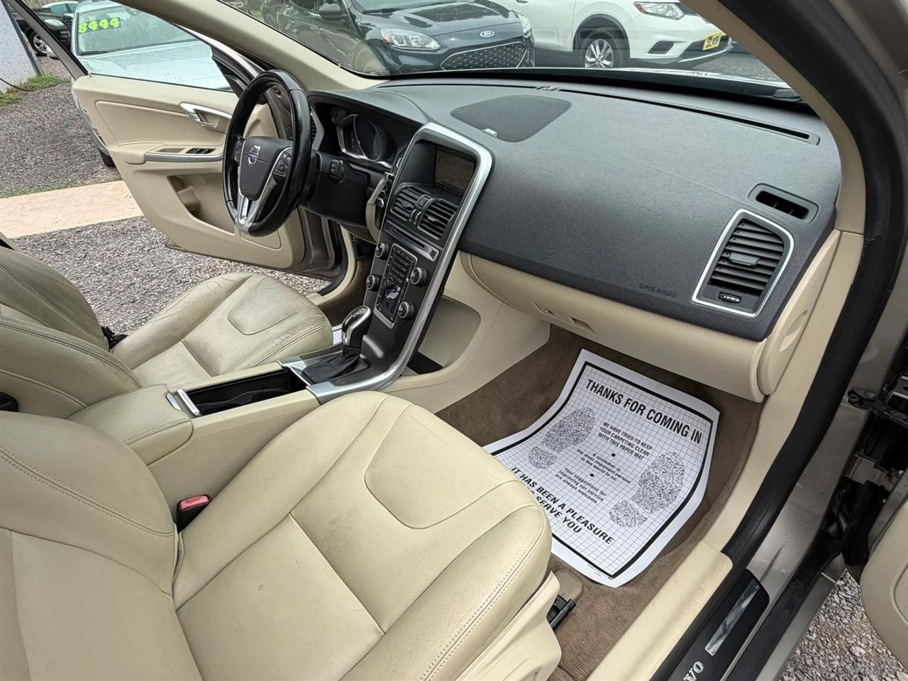 Volvo XC60 3.2 Platinum 4WD 2015