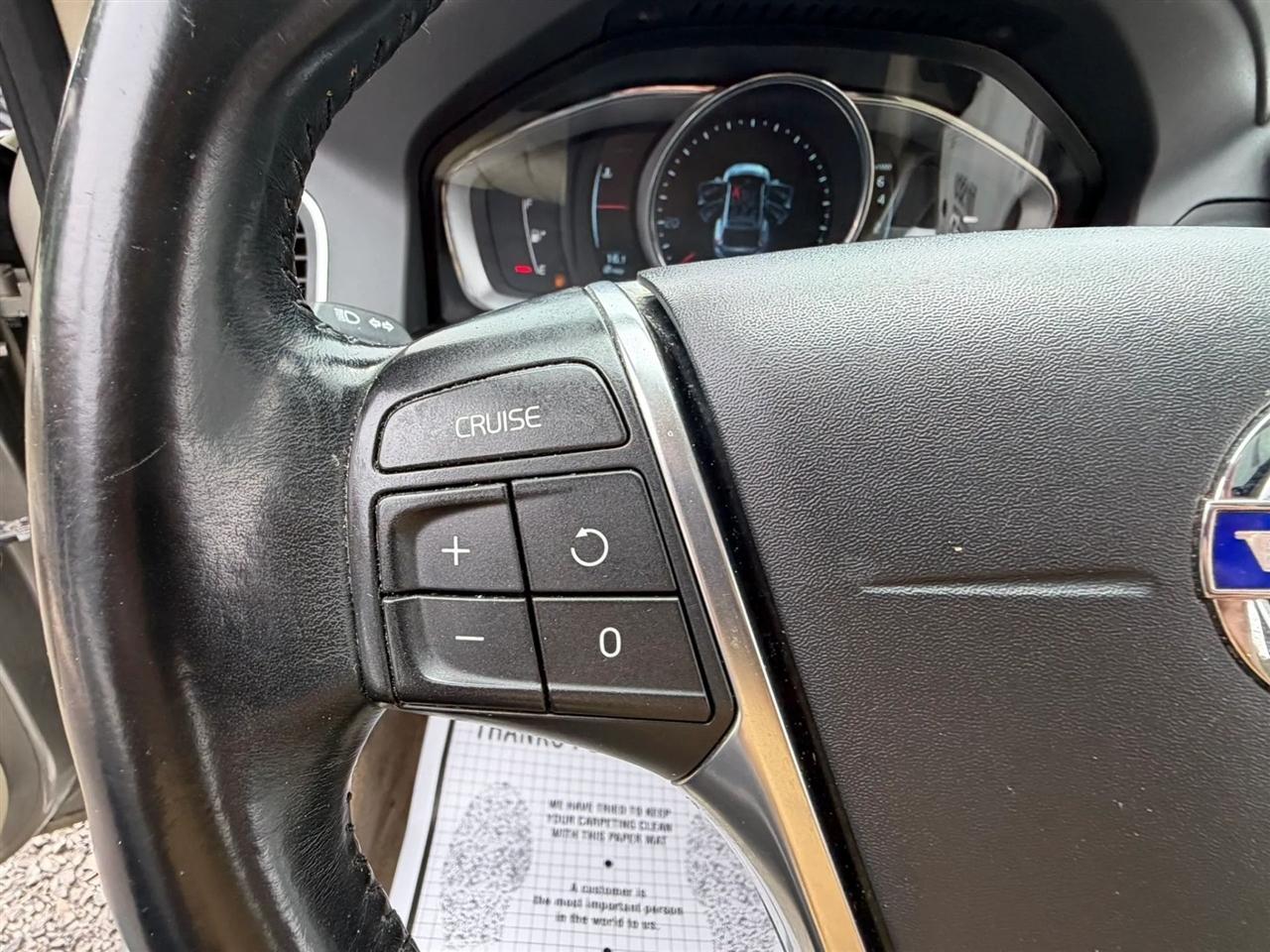 Volvo XC60 3.2 Platinum 4WD 2015