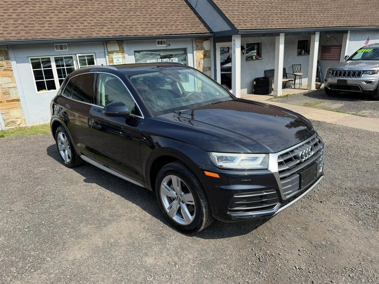 Audi Q5 2.0T Premium Plus quattro 2018