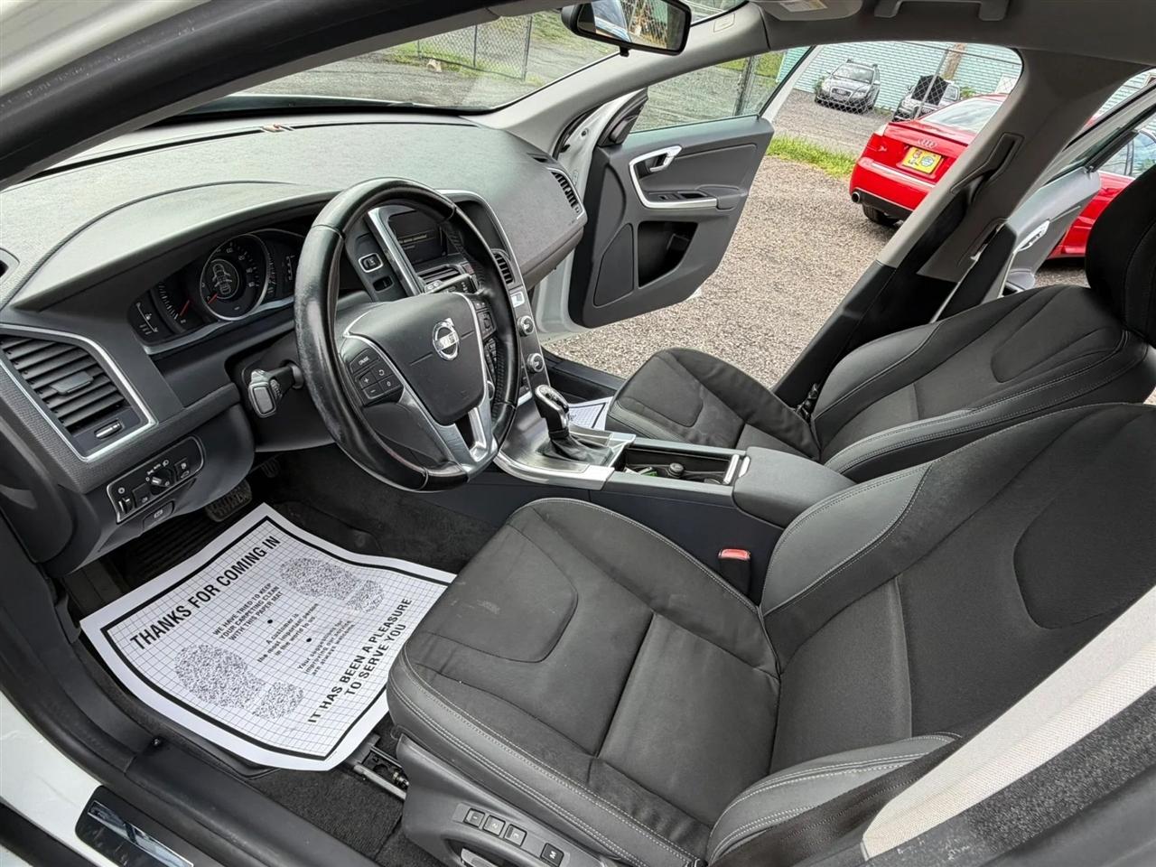 Volvo XC60 T6 Drive-E FWD 2015