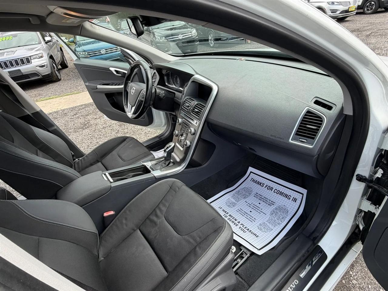 Volvo XC60 T6 Drive-E FWD 2015