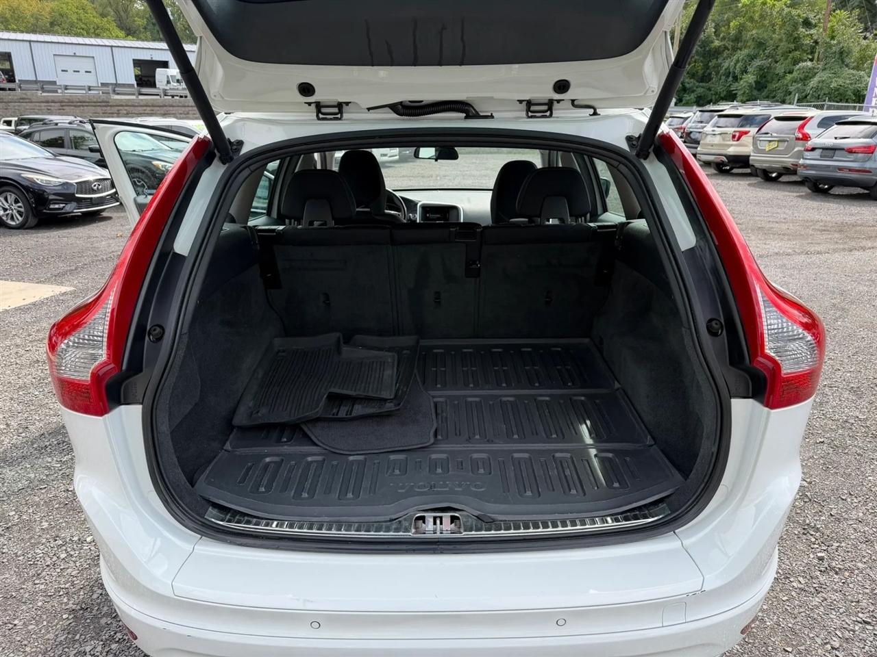 Volvo XC60 T6 Drive-E FWD 2015