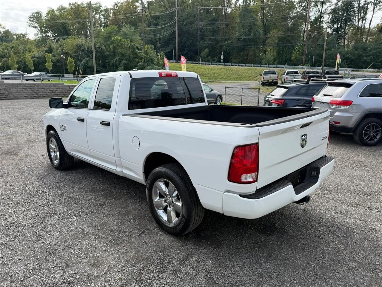 RAM 1500 Classic Tradesman Quad Cab 4WD 2019