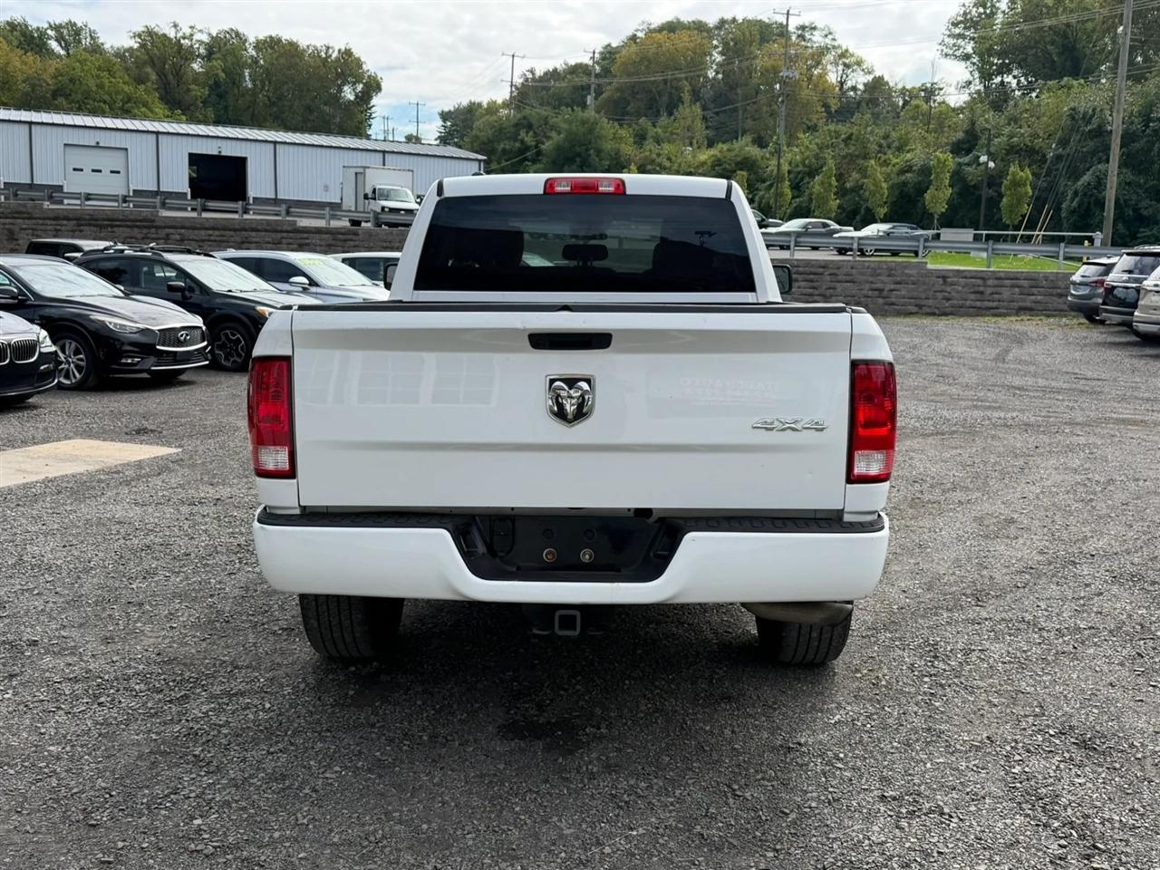 RAM 1500 Classic Tradesman Quad Cab 4WD 2019