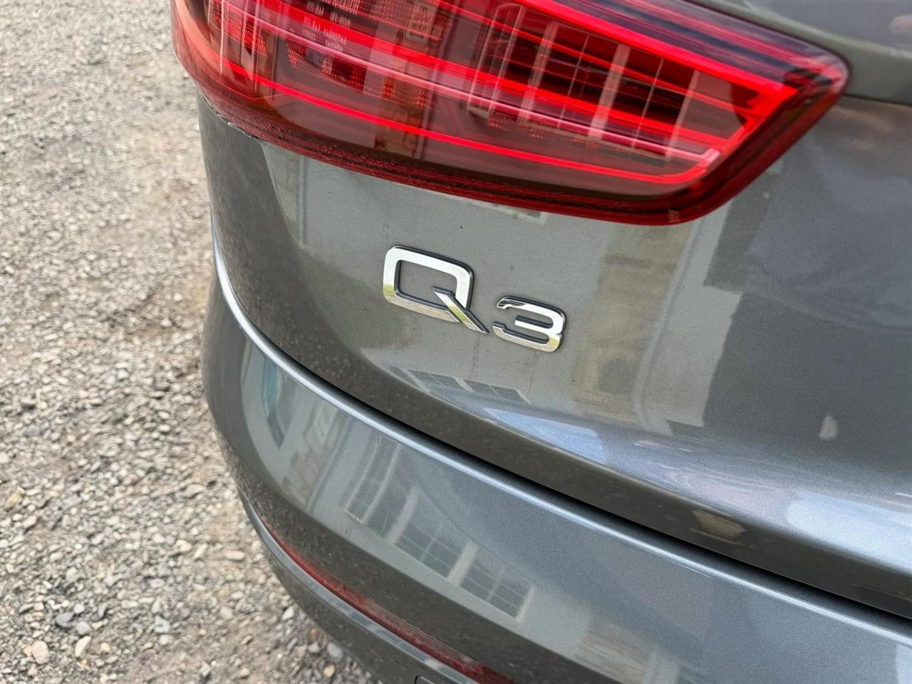 Audi Q3 Premium quattro 2017
