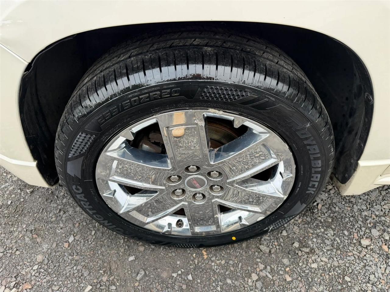 GMC Acadia Denali AWD 2015