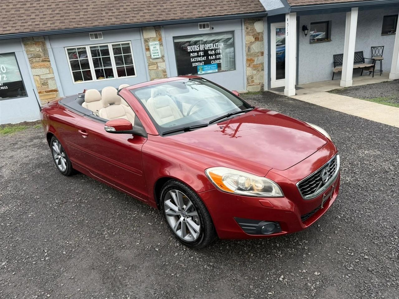 Volvo C70 T5 2011