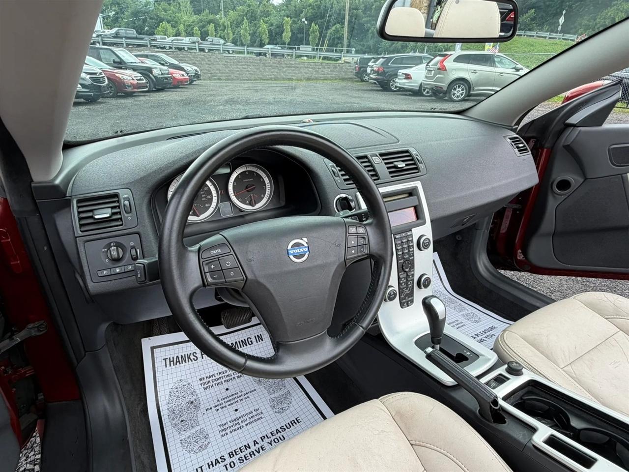Volvo C70 T5 2011