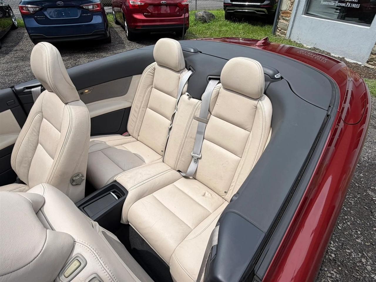 Volvo C70 T5 2011