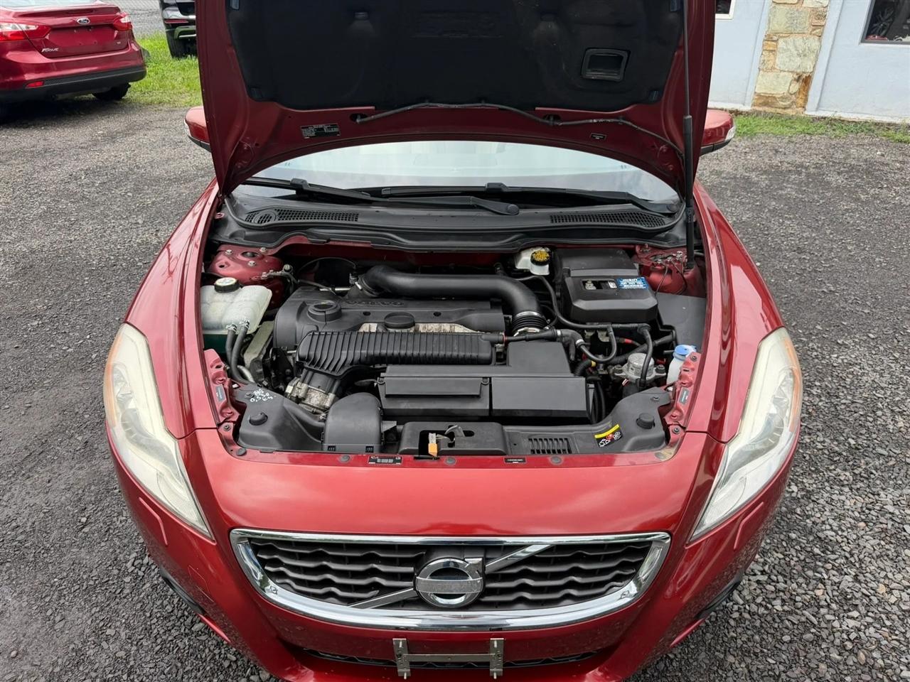 Volvo C70 T5 2011