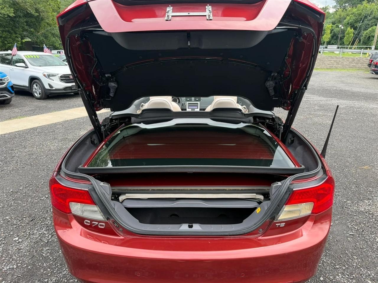 Volvo C70 T5 2011
