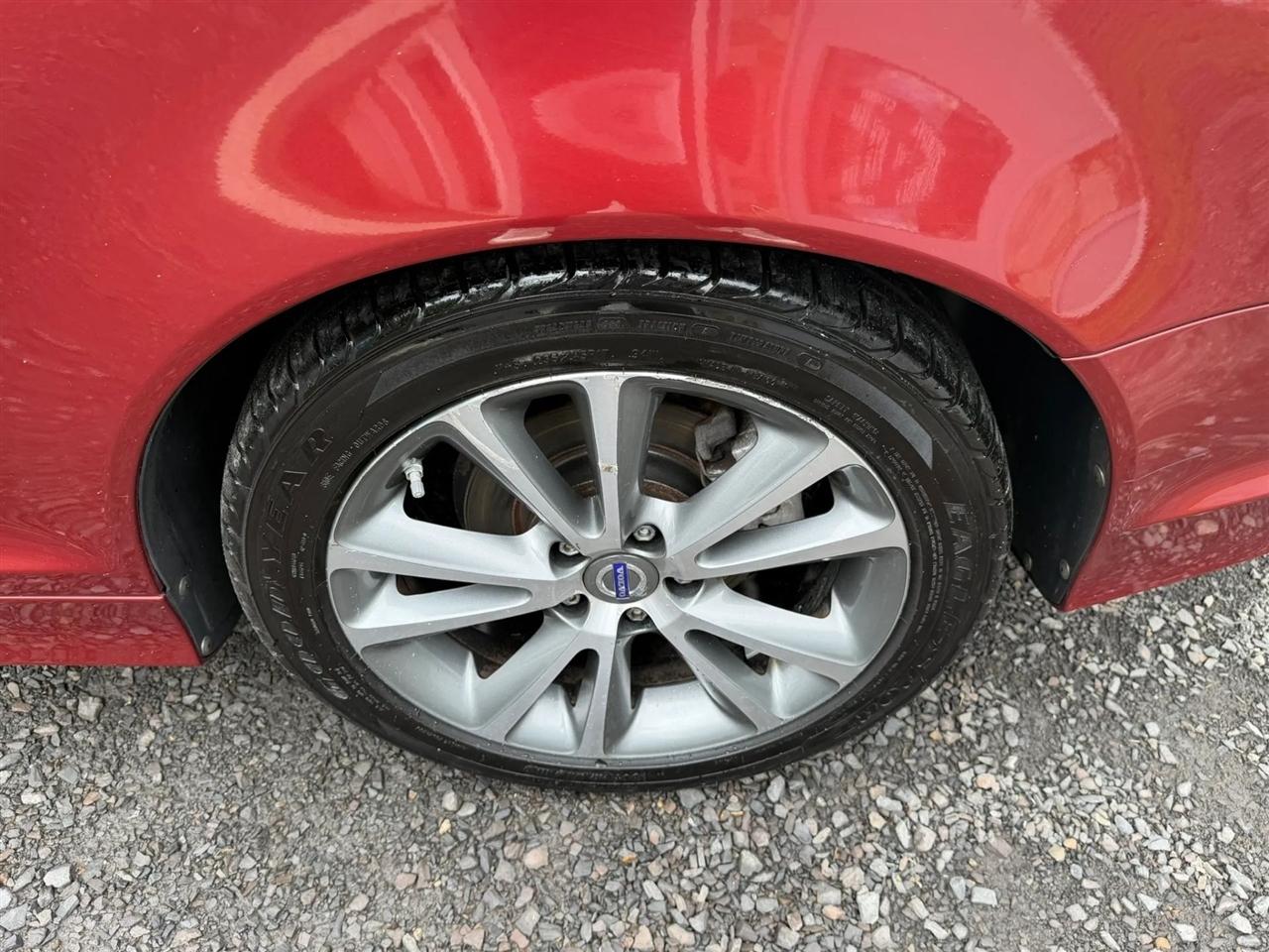 Volvo C70 T5 2011