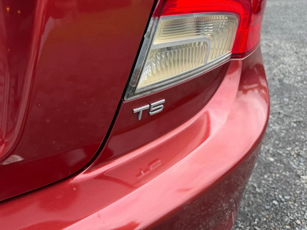 Volvo C70 T5 2011