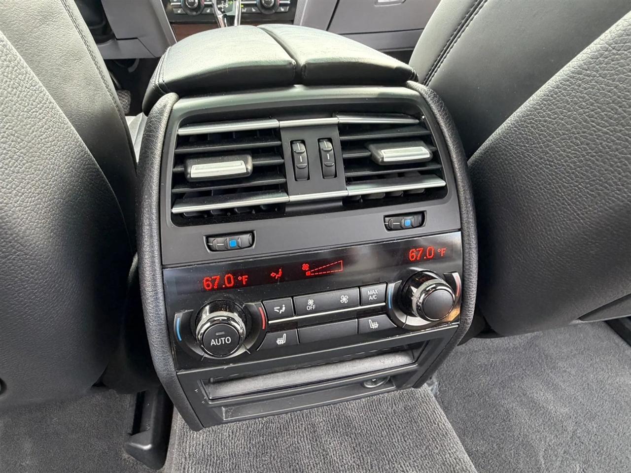 BMW 7-Series 750Li xDrive 2015