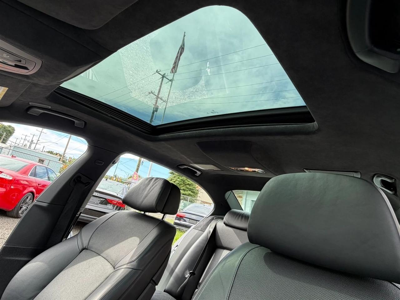 BMW 7-Series 750Li xDrive 2015
