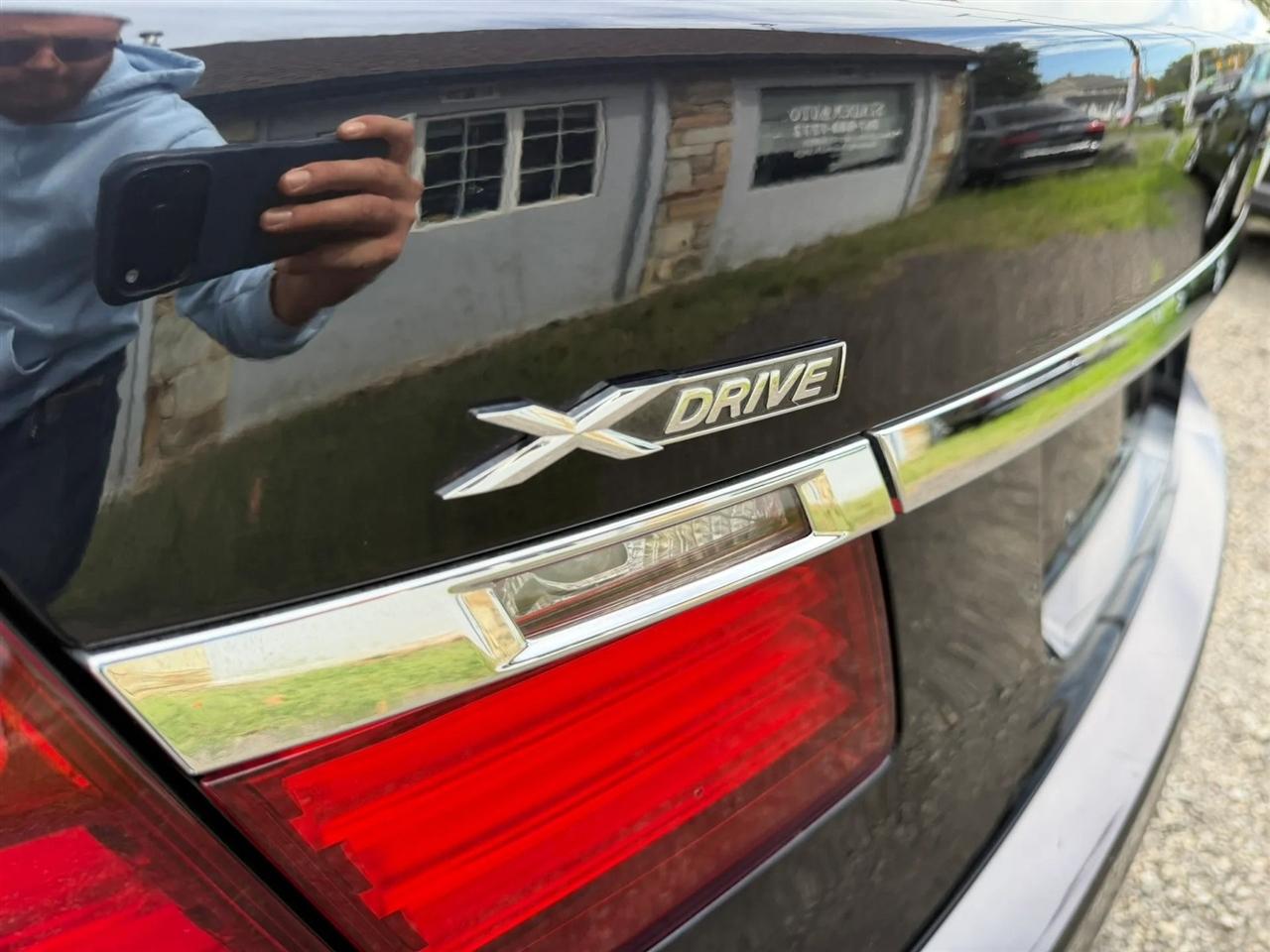 BMW 7-Series 750Li xDrive 2015