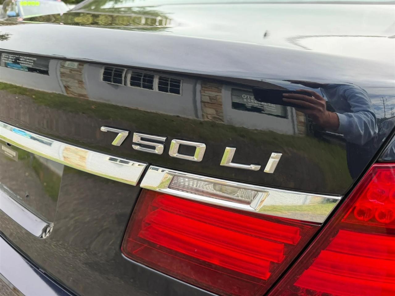 BMW 7-Series 750Li xDrive 2015