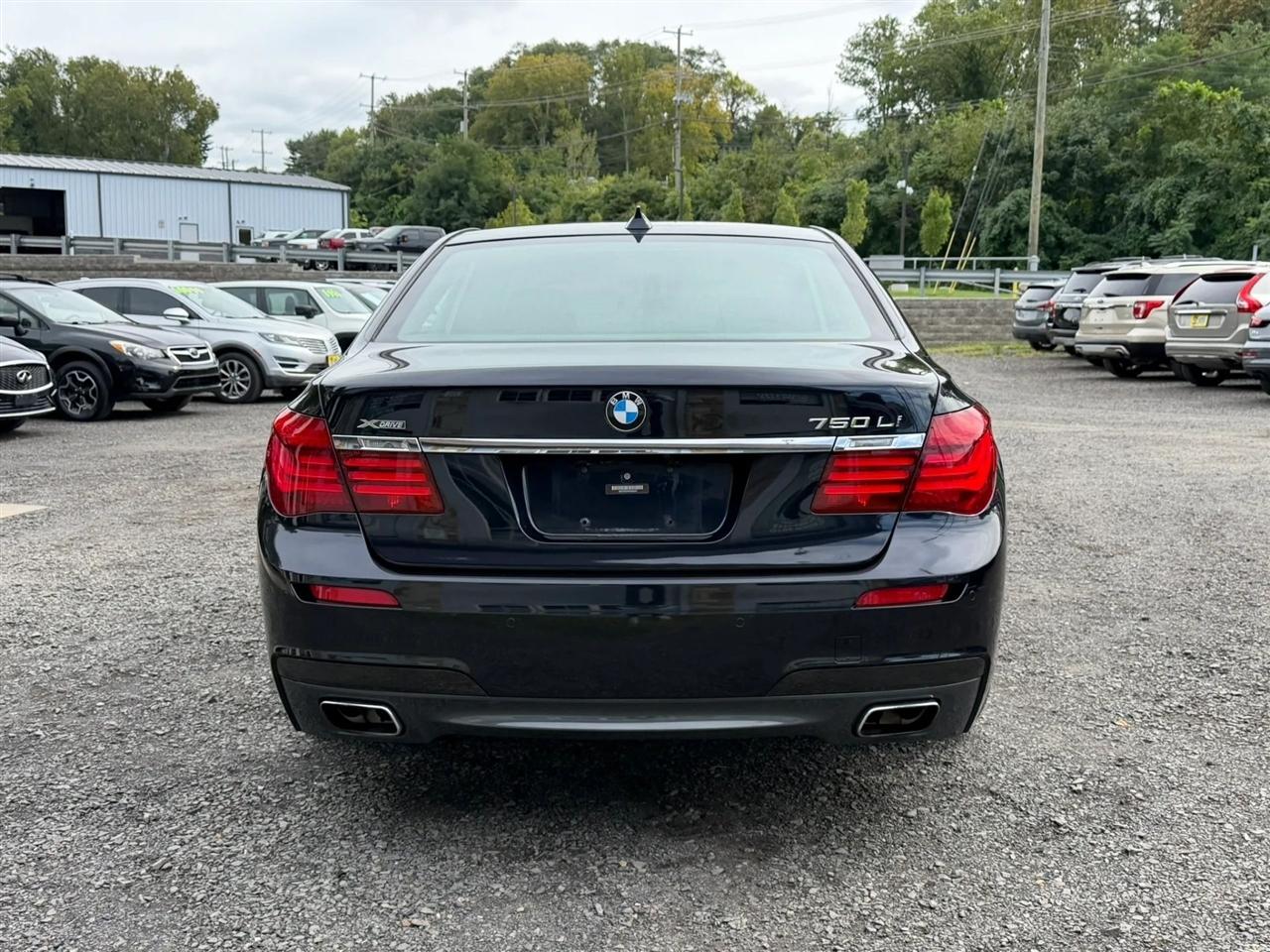 BMW 7-Series 750Li xDrive 2015