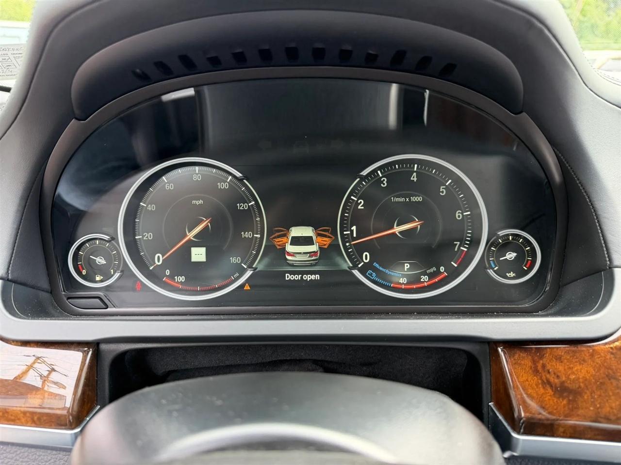 BMW 7-Series 750Li xDrive 2015