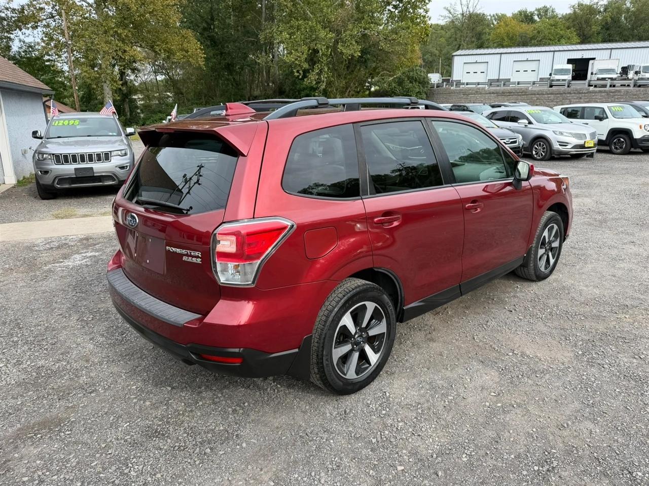 Subaru Forester 2.5i Premium PZEV CVT 2017