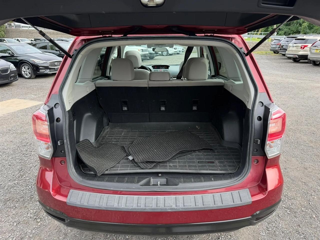 Subaru Forester 2.5i Premium PZEV CVT 2017
