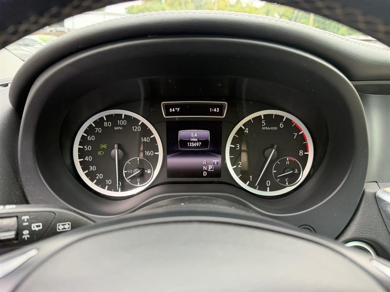 Infiniti QX30 LUXE AWD 2019