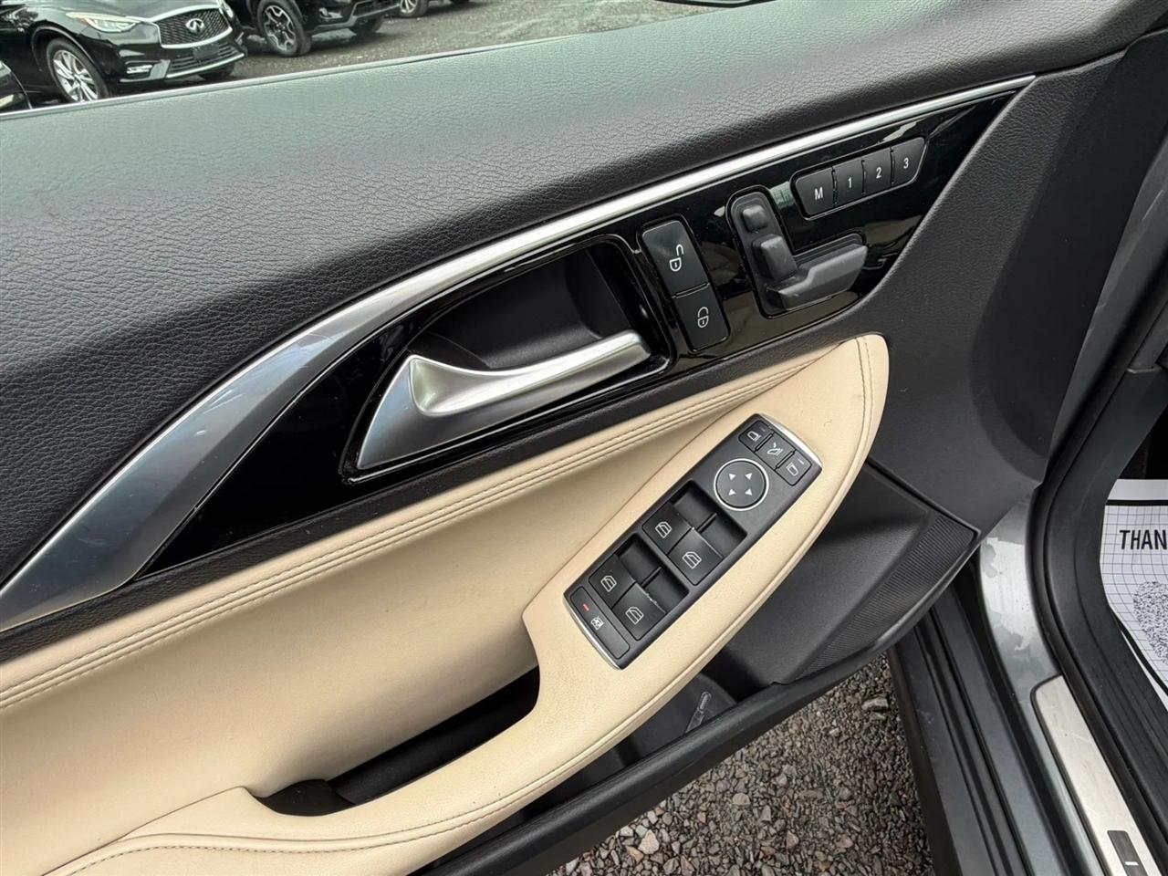 Infiniti QX30 LUXE AWD 2019