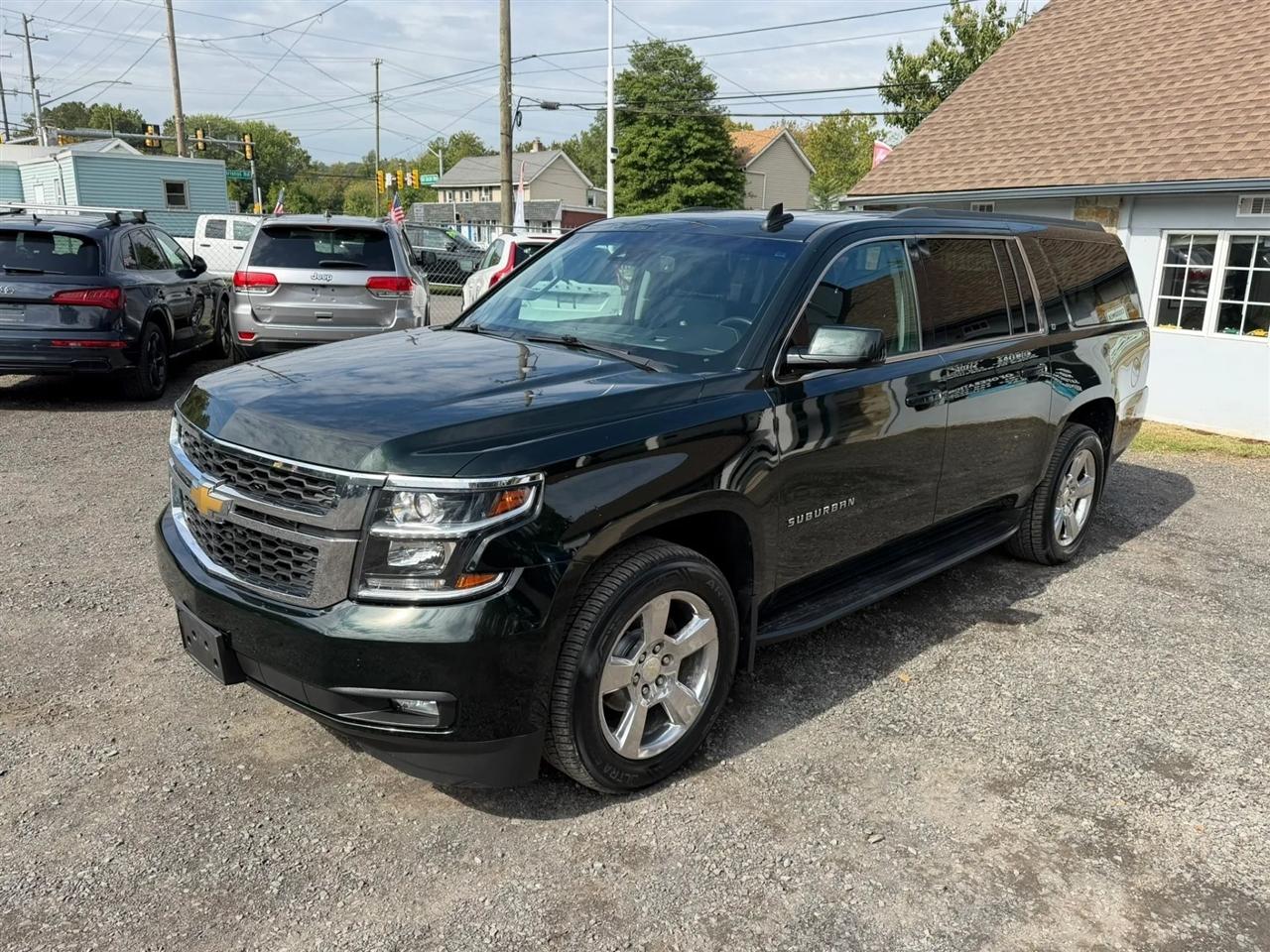 Chevrolet Suburban LT 4WD 2016