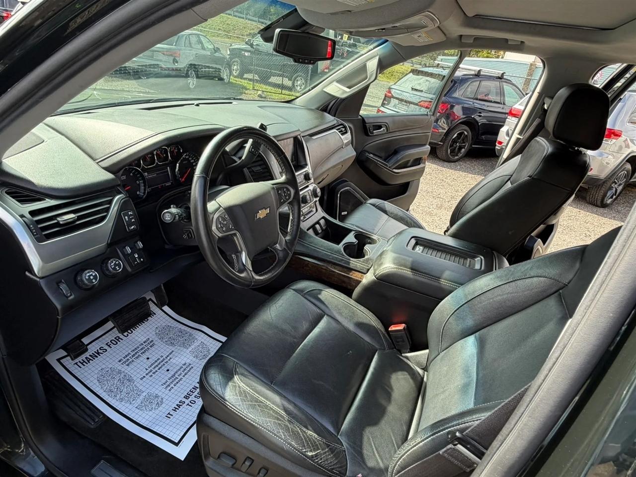 Chevrolet Suburban LT 4WD 2016