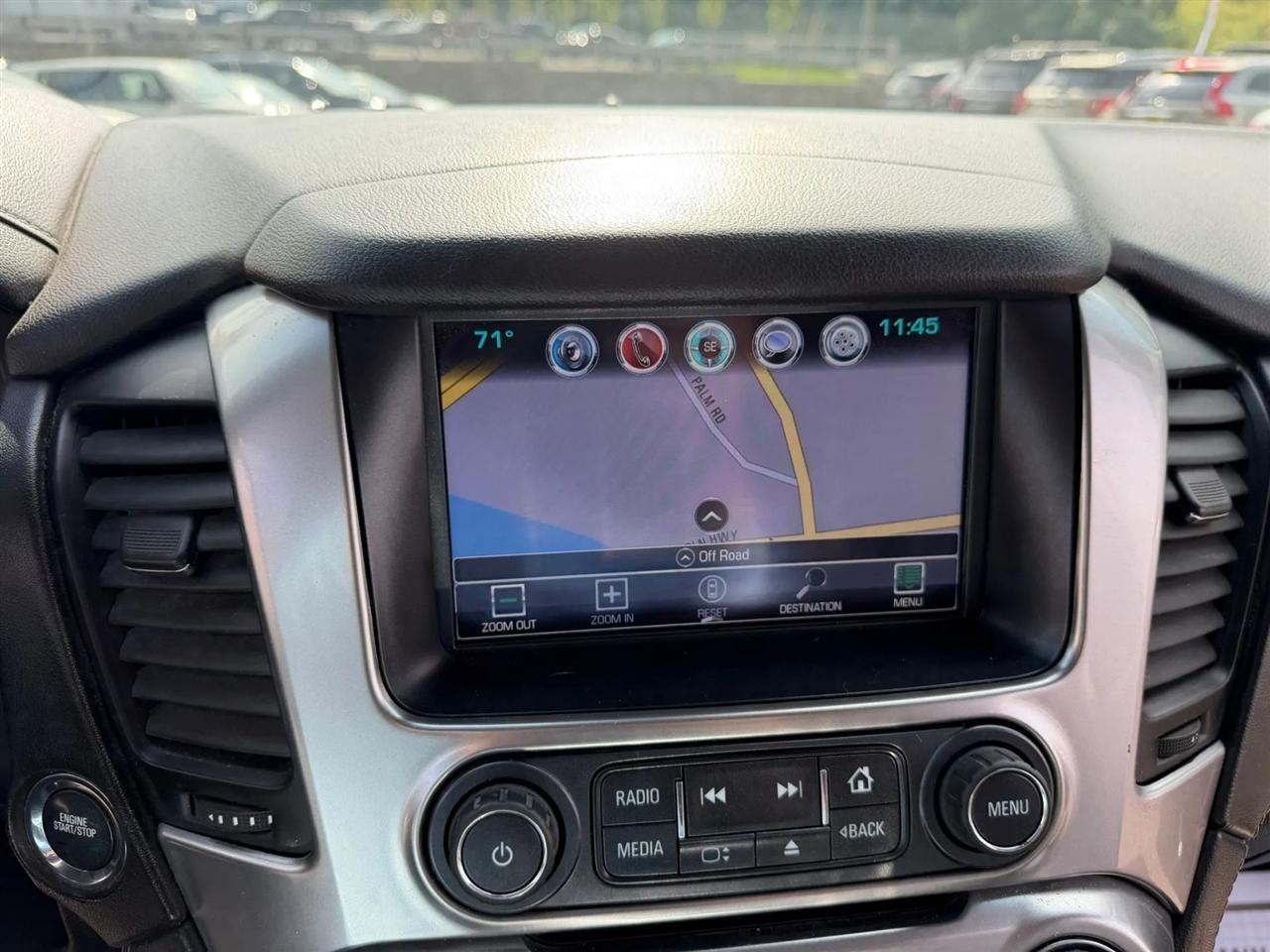 Chevrolet Suburban LT 4WD 2016
