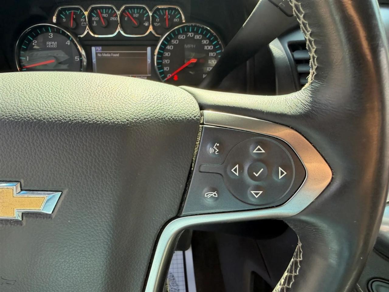 Chevrolet Suburban LT 4WD 2016