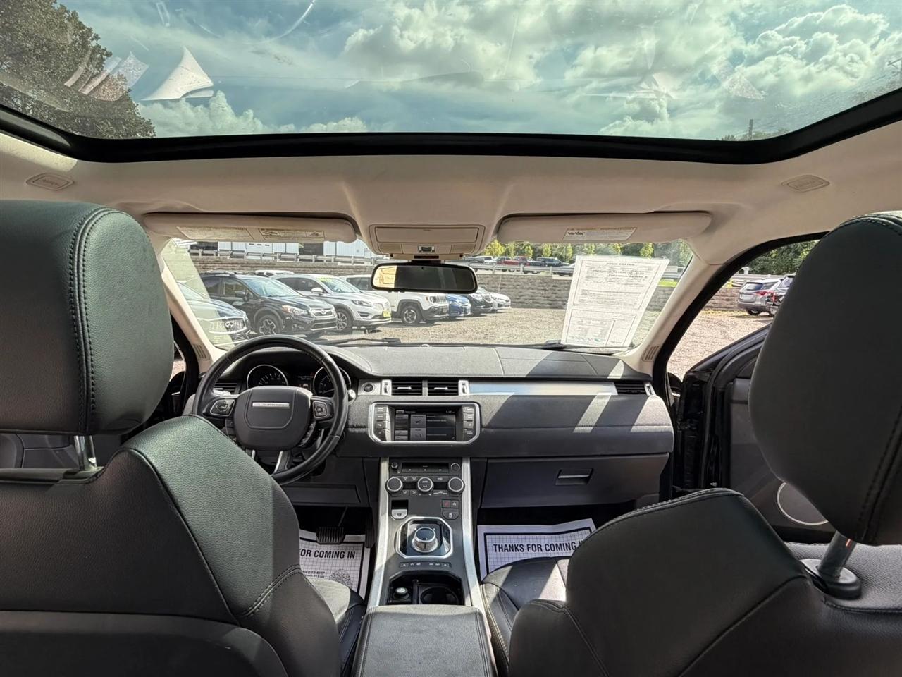 Land Rover Range Rover Evoque Pure Plus 5-Door 2015