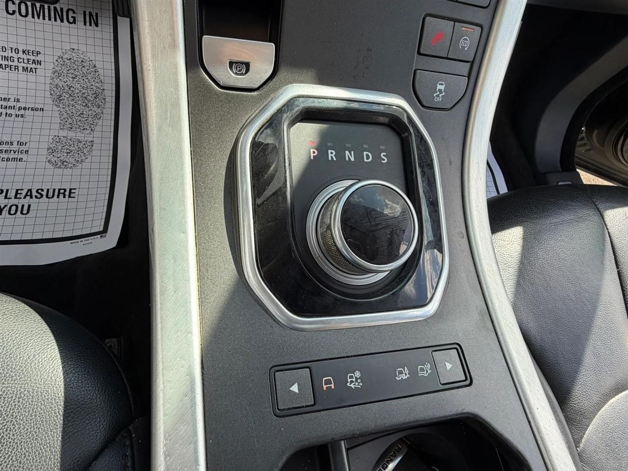 Land Rover Range Rover Evoque Pure Plus 5-Door 2015