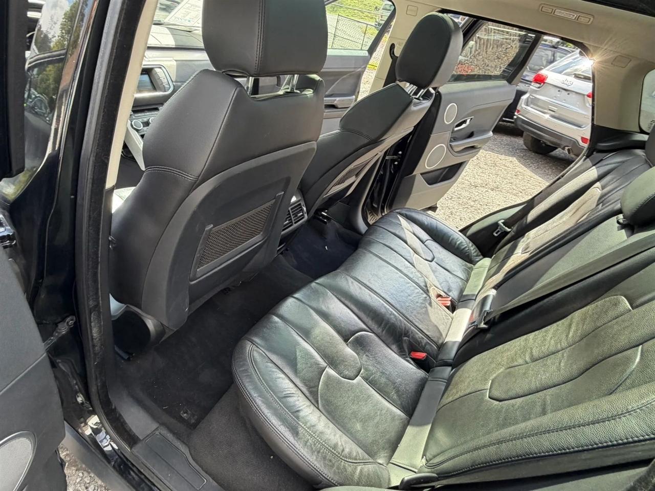 Land Rover Range Rover Evoque Pure Plus 5-Door 2015