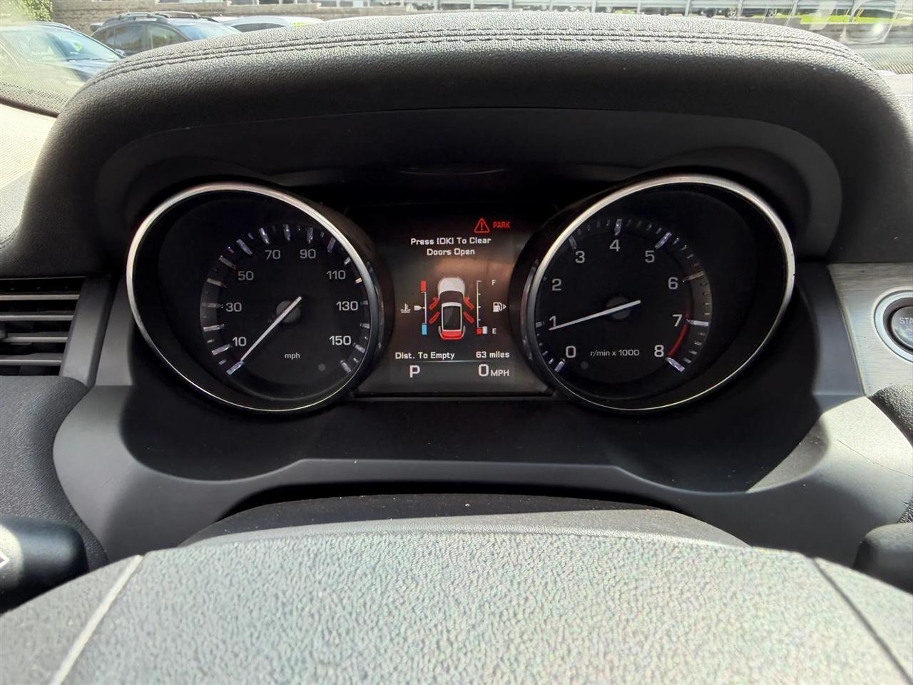 Land Rover Range Rover Evoque Pure Plus 5-Door 2015