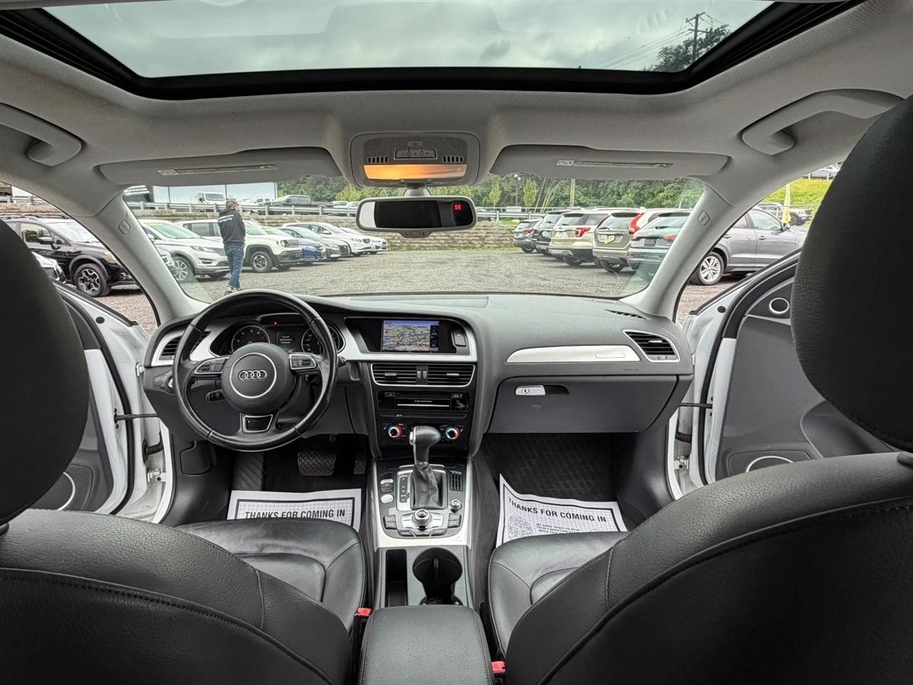Audi A4 2.0T Sedan quattro Tiptronic 2015