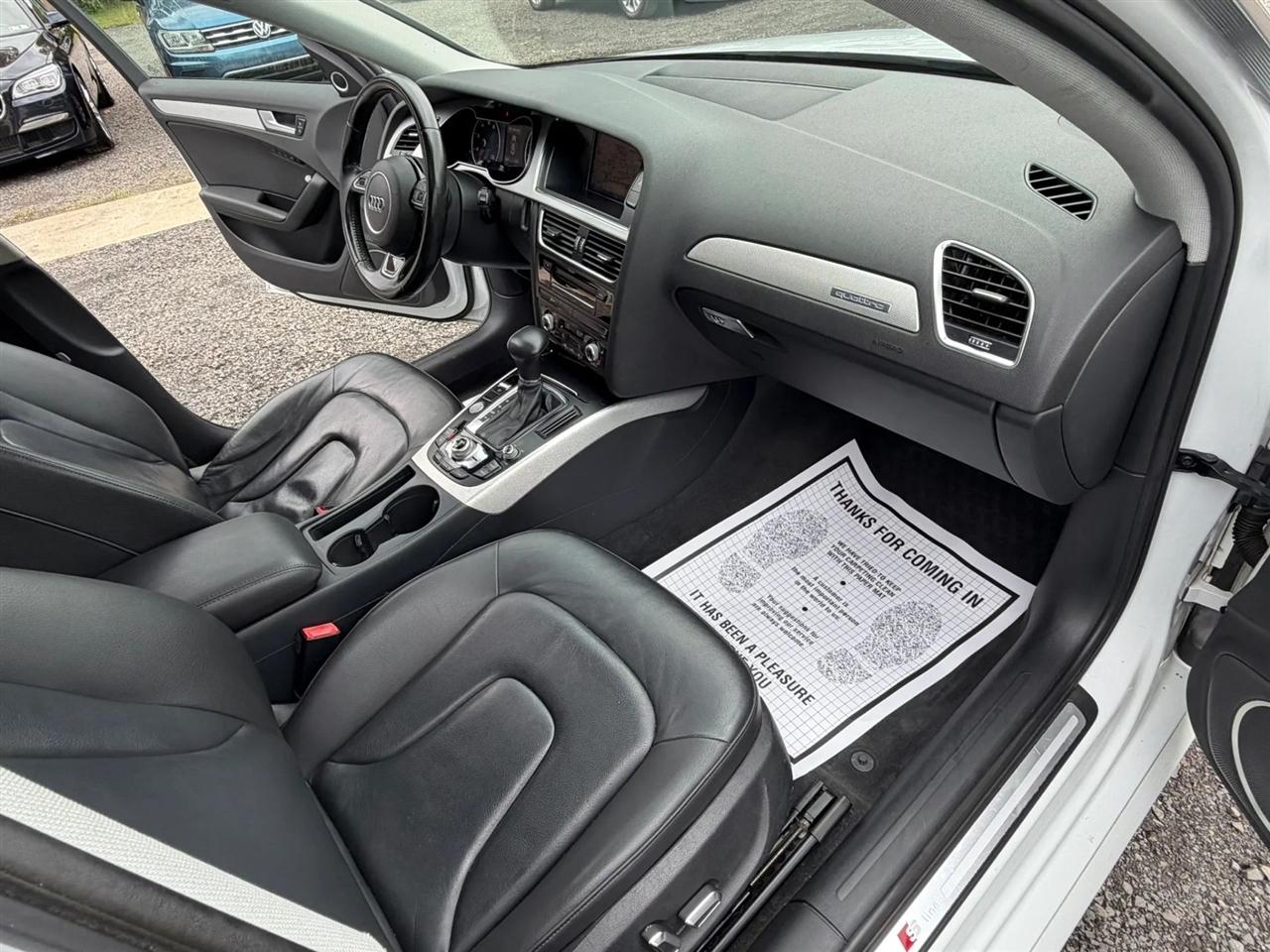 Audi A4 2.0T Sedan quattro Tiptronic 2015