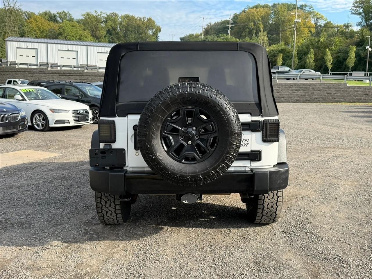 Jeep Wrangler Sport 4WD 2017