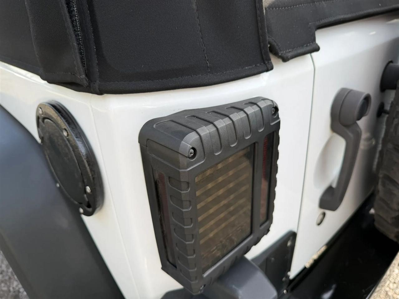 Jeep Wrangler Sport 4WD 2017