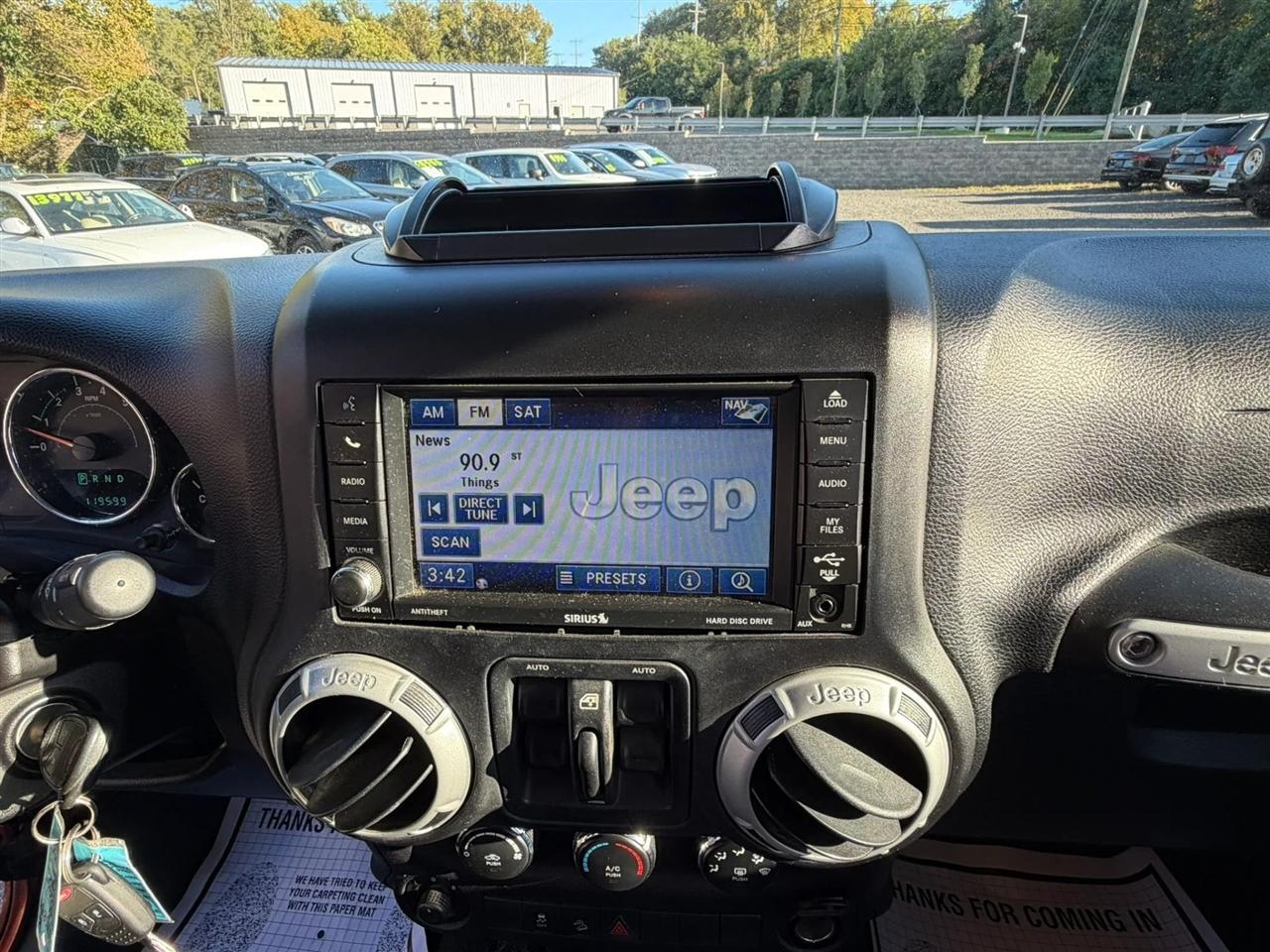 Jeep Wrangler Unlimited Sport 4WD 2014