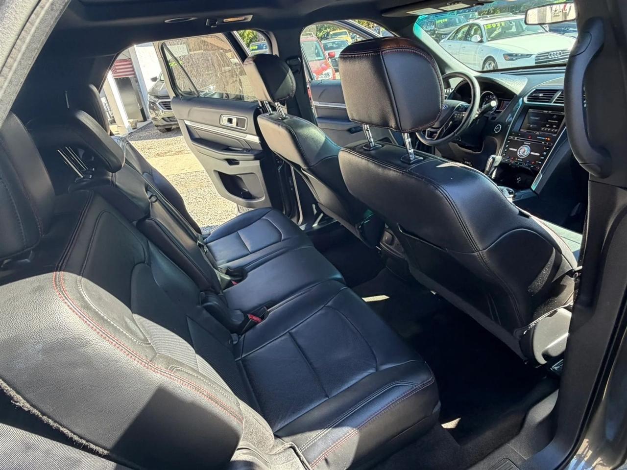 Ford Explorer Sport 4WD 2016