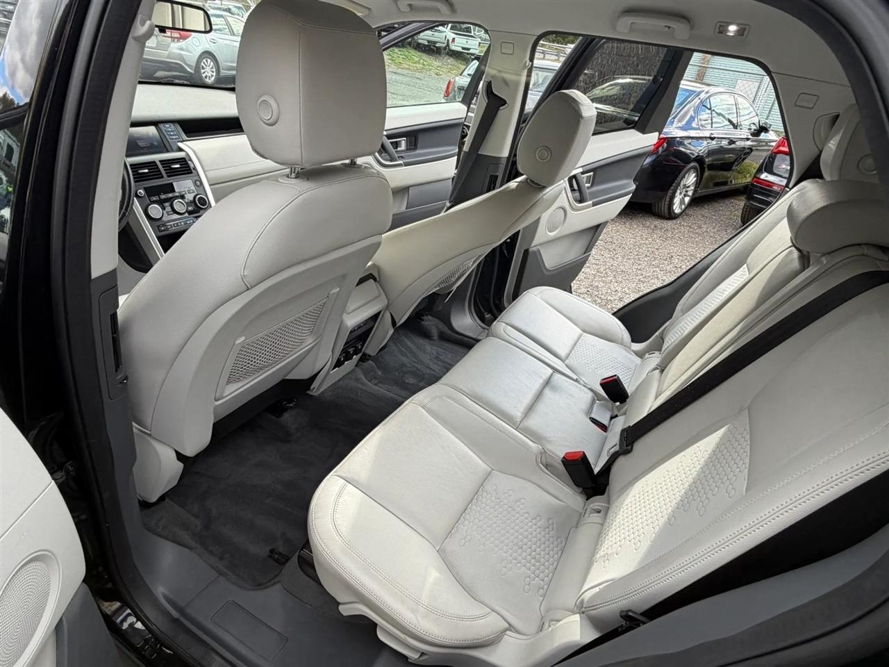 Land Rover Discovery Sport SE 2017