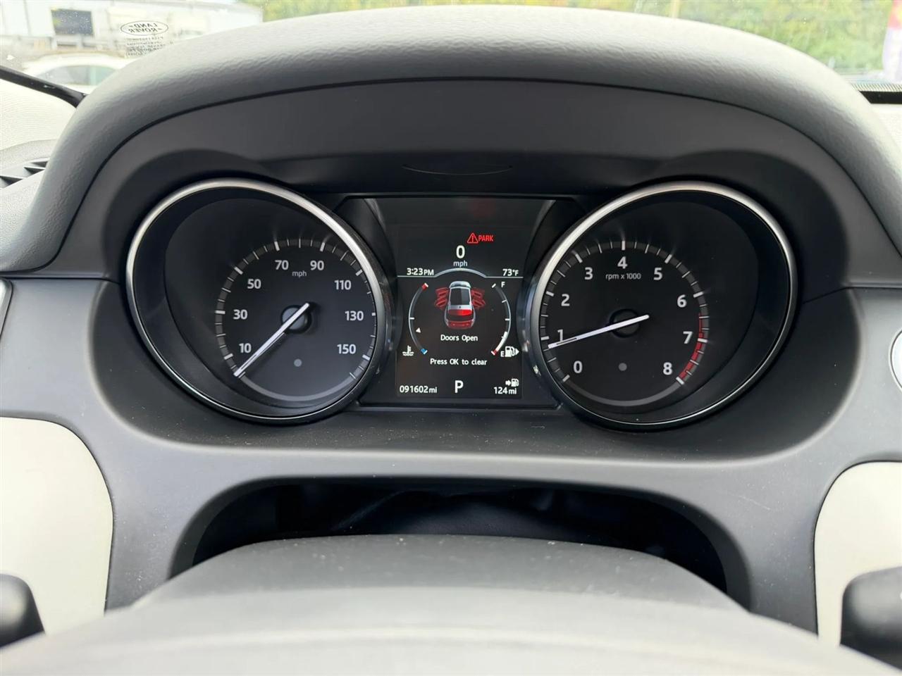 Land Rover Discovery Sport SE 2017