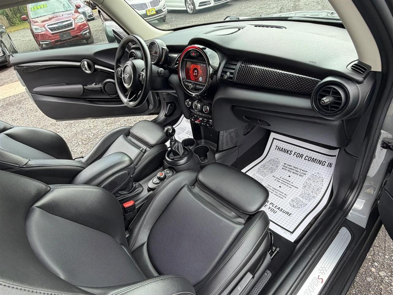 MINI Cooper S 3-Door 2019