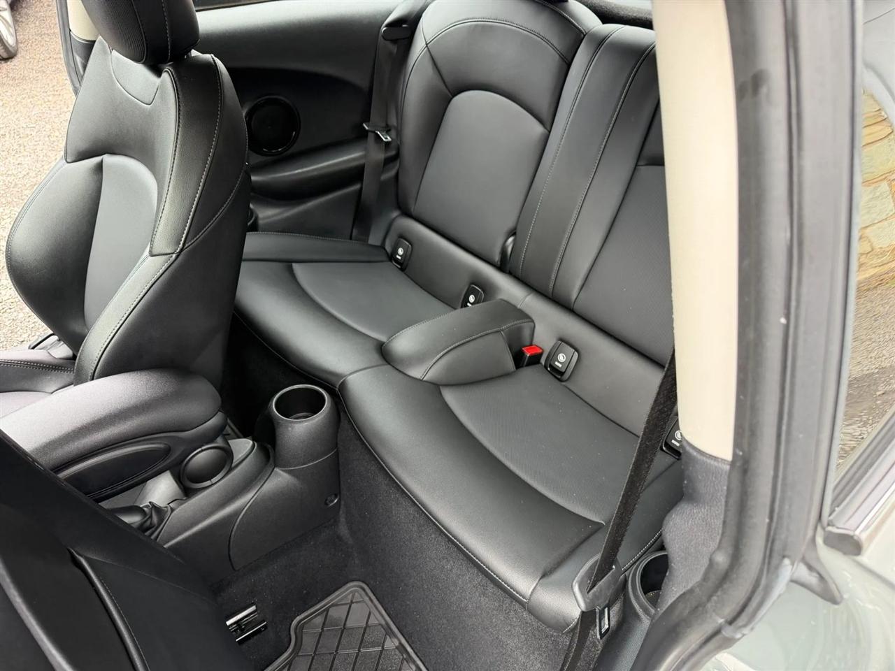 MINI Cooper S 3-Door 2019