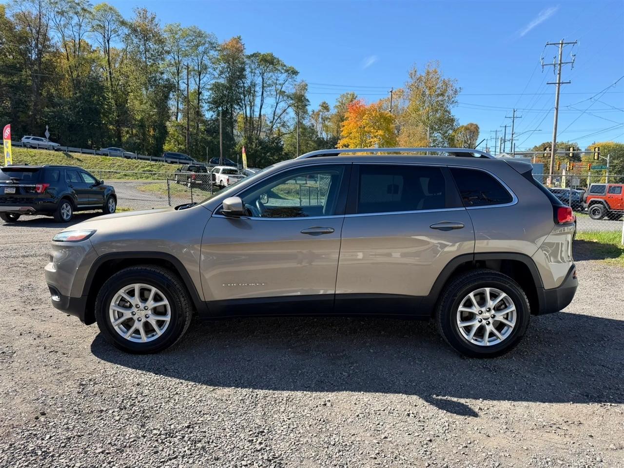 Jeep Cherokee Latitude 4WD 2017