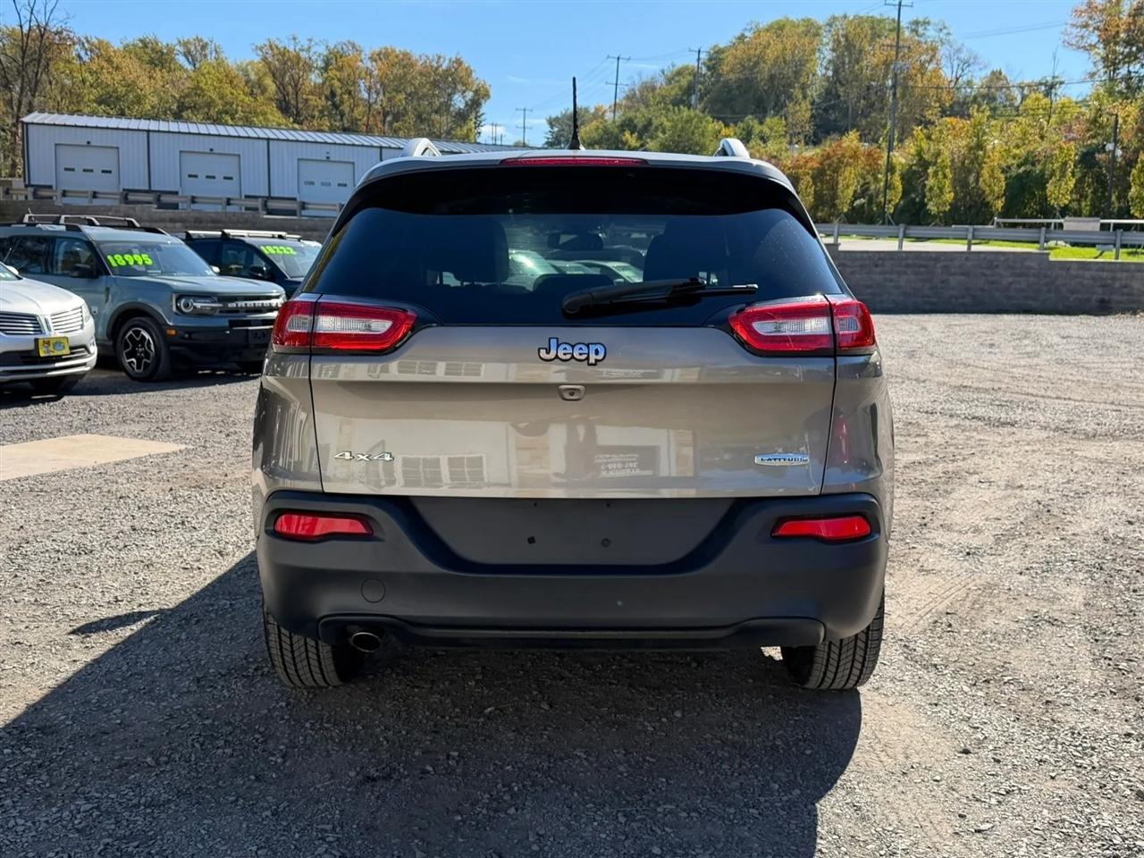 Jeep Cherokee Latitude 4WD 2017