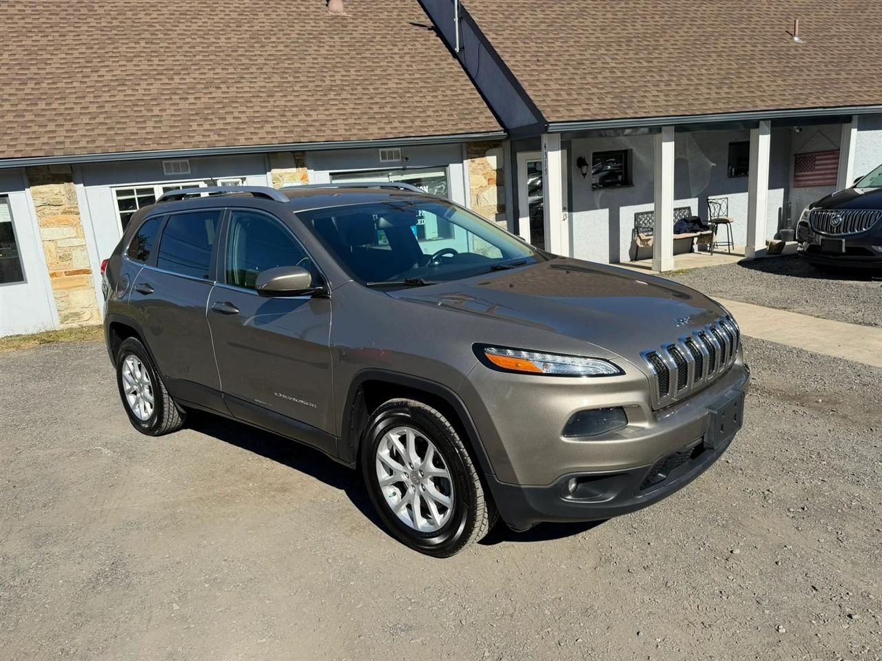 Jeep Cherokee Latitude 4WD 2017