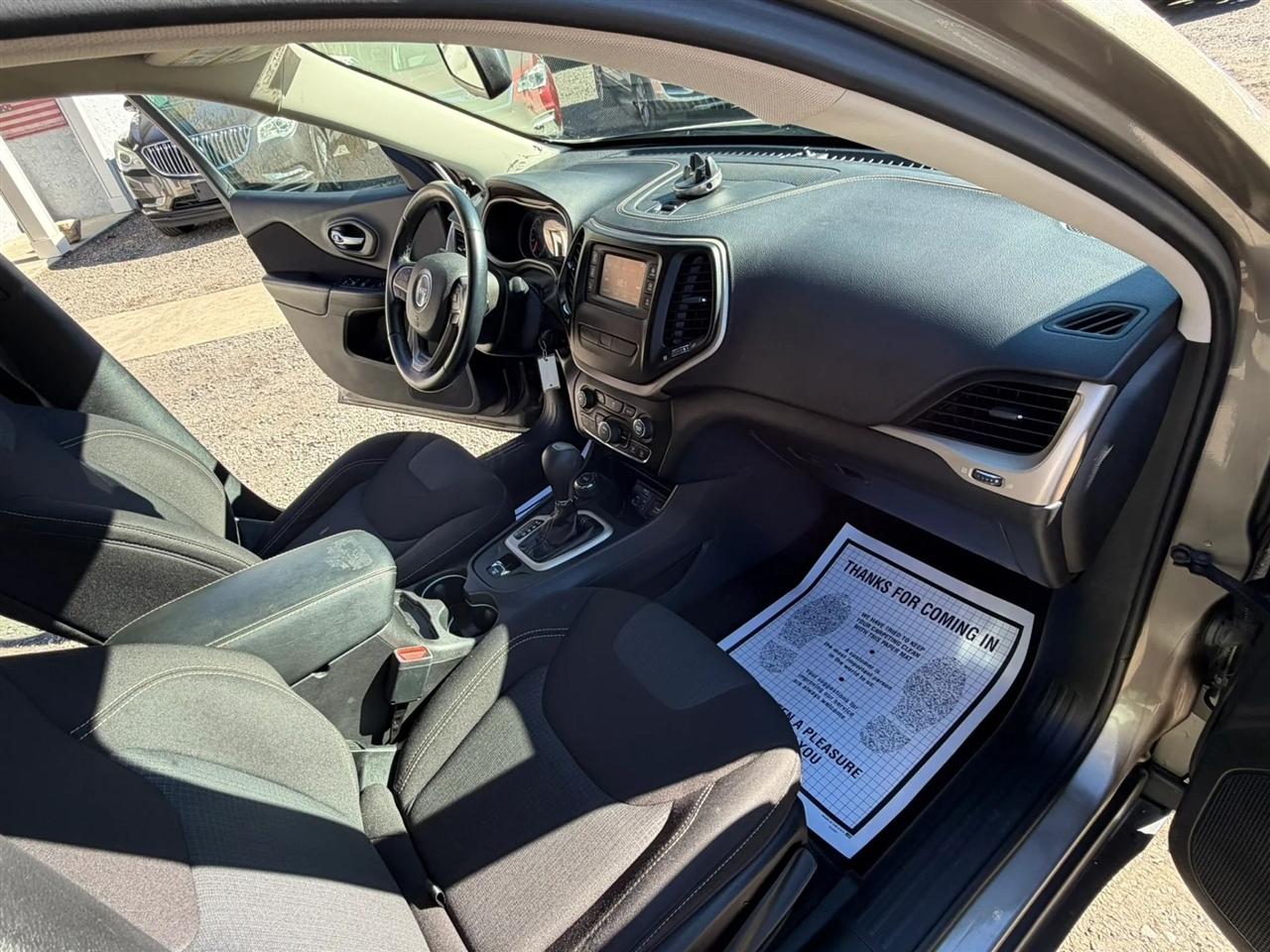 Jeep Cherokee Latitude 4WD 2017
