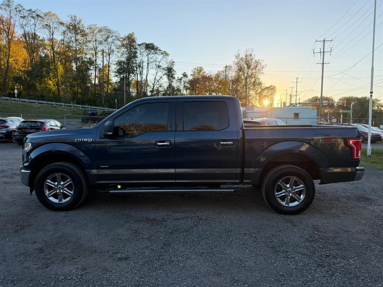 Ford F-150 XLT SuperCrew 5.5-ft. Bed 4WD 2017
